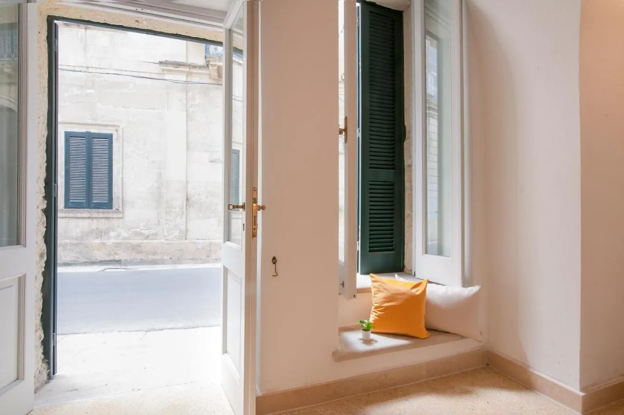 Blue Loft - Old Town Apartment Sit Lecce Italy