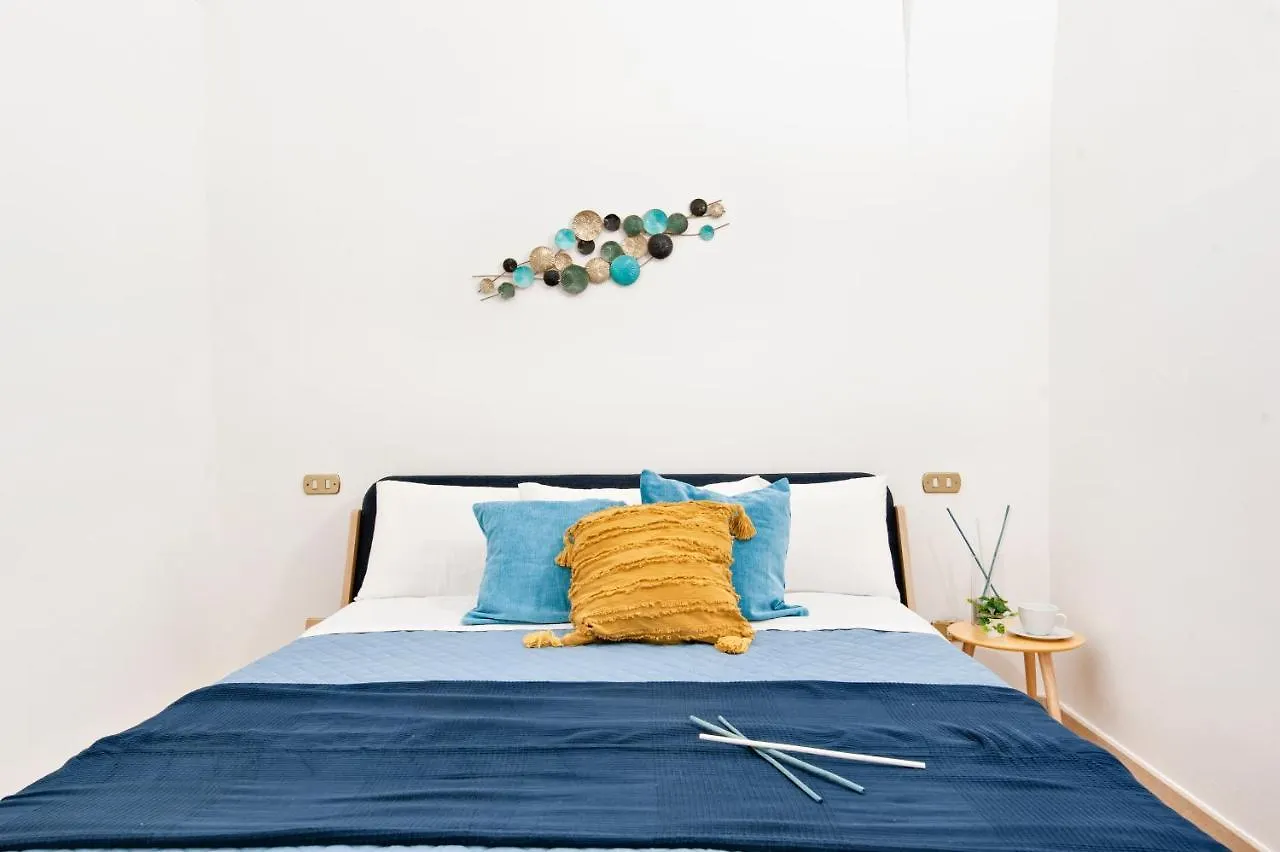 Blue Loft - Old Town Apartment Sit Lecce