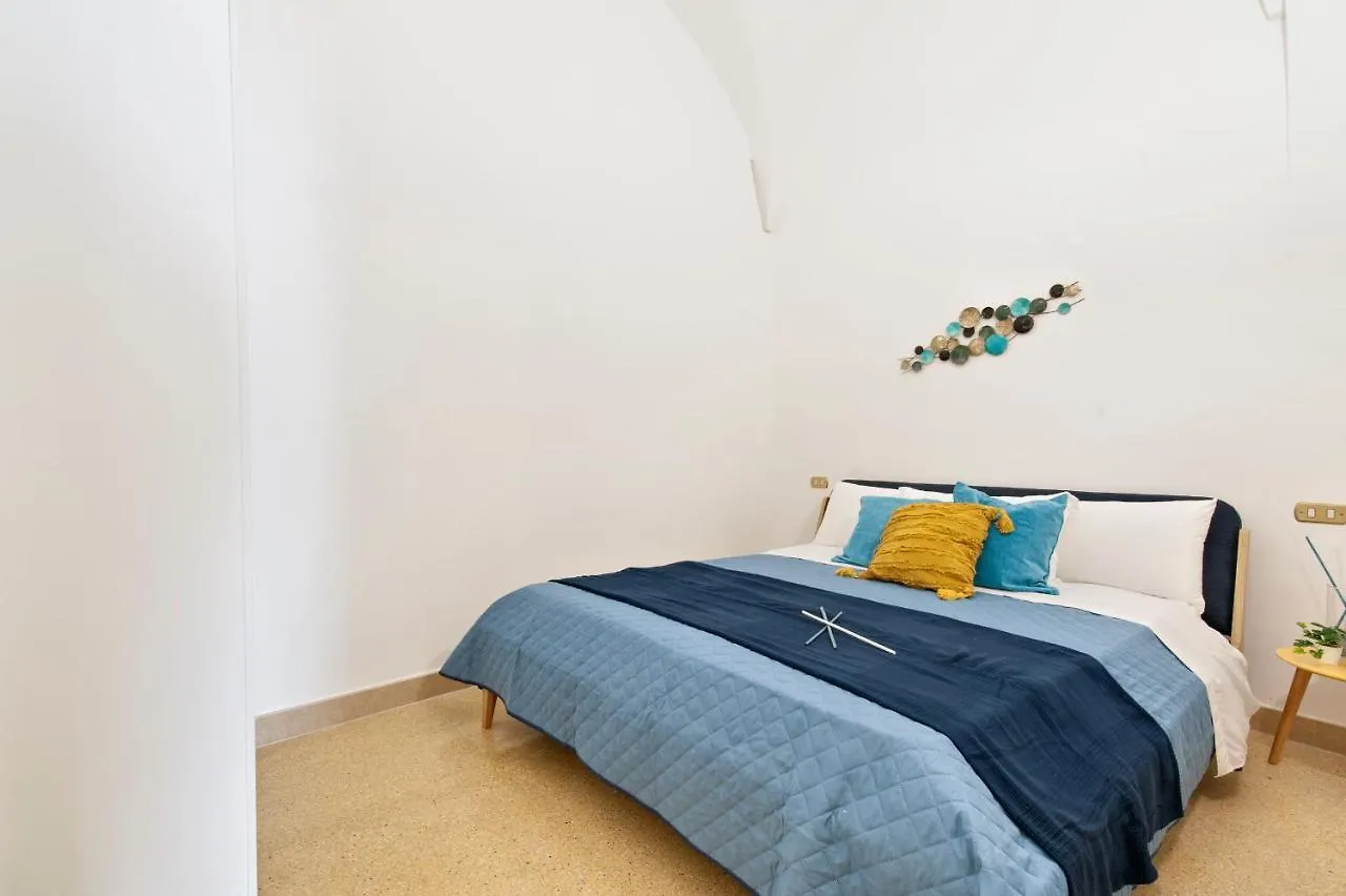 Blue Loft - Old Town Apartment Sit Lecce Italy