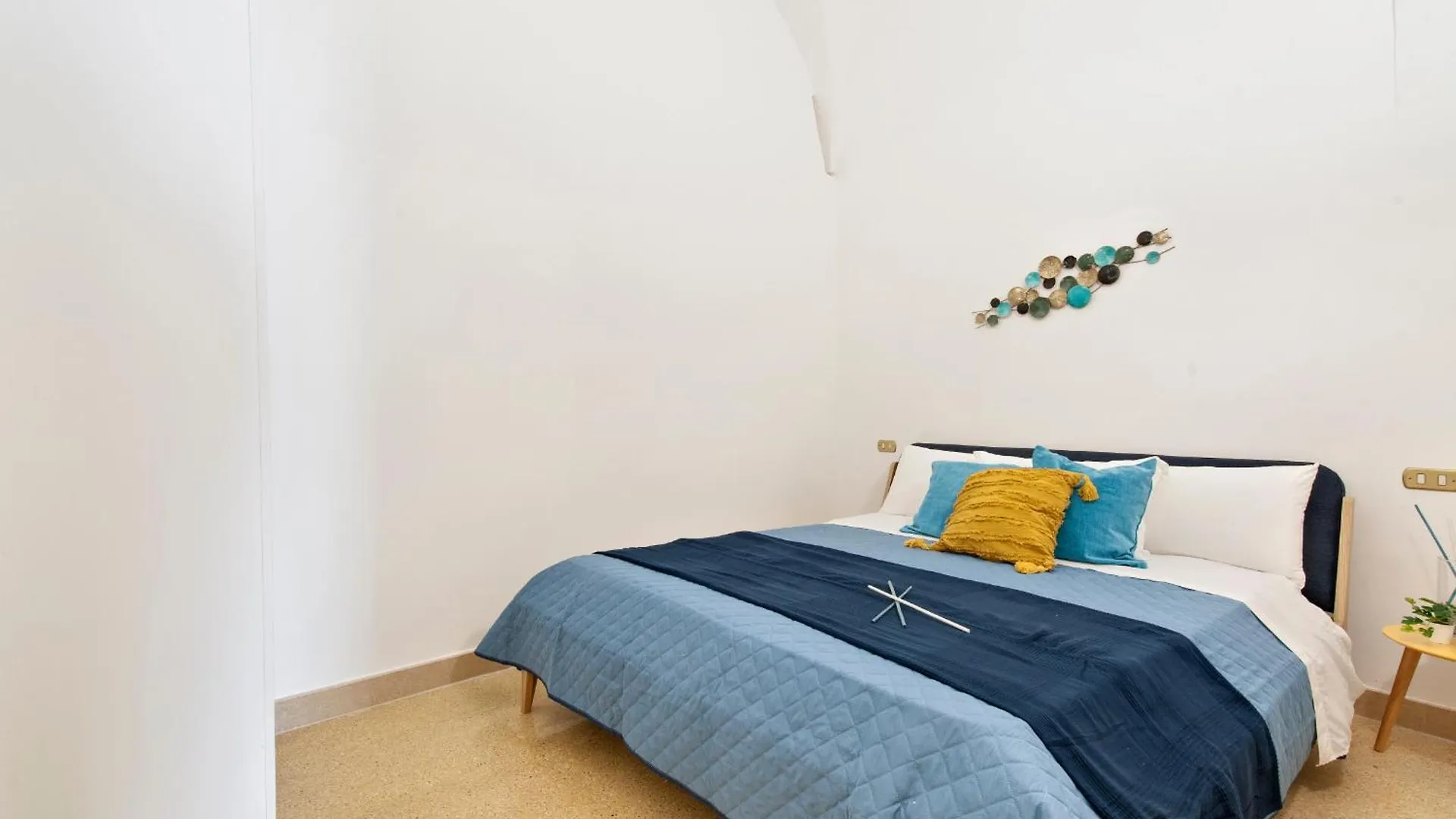 Blue Loft - Old Town Apartment Sit Lecce